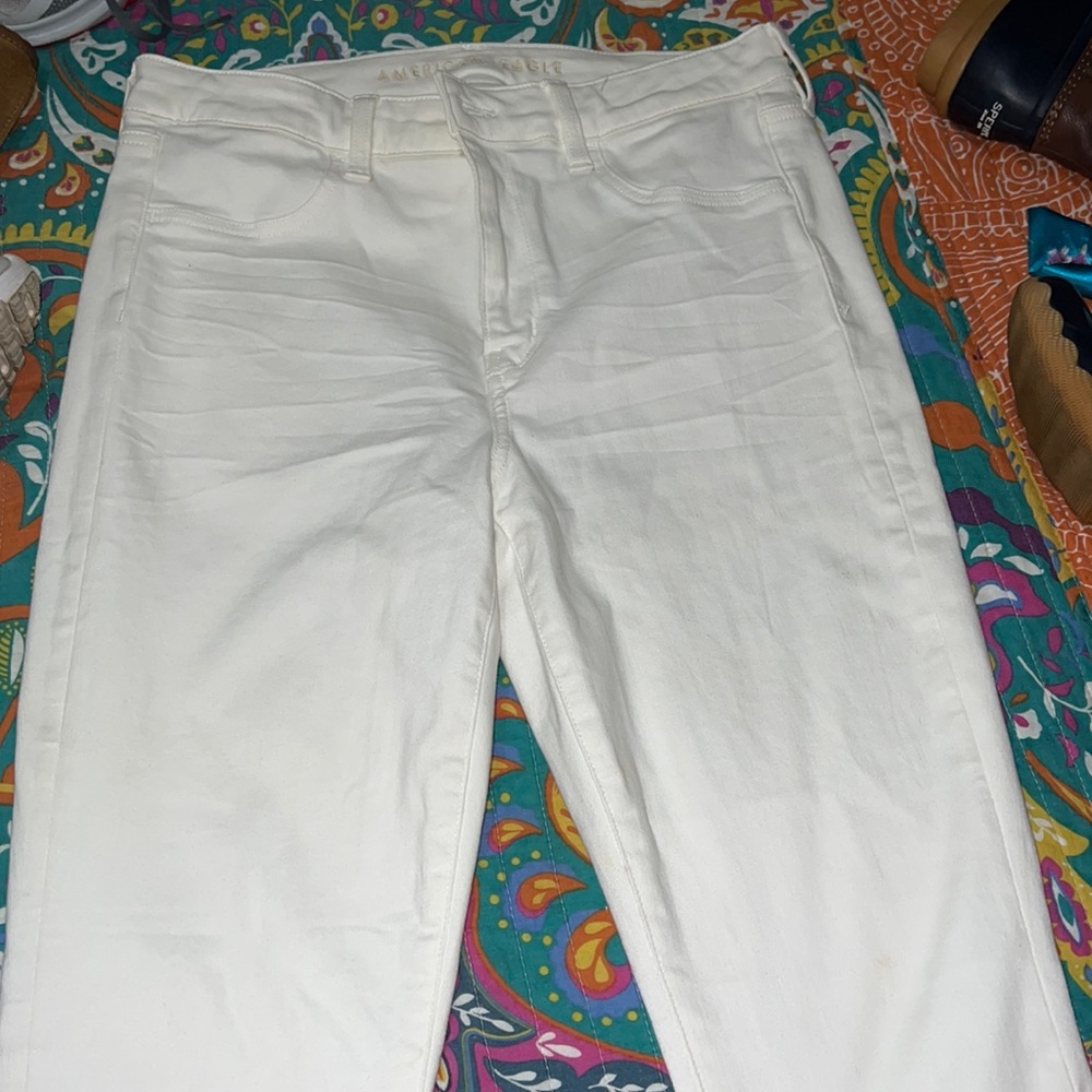 - American eagle jeans